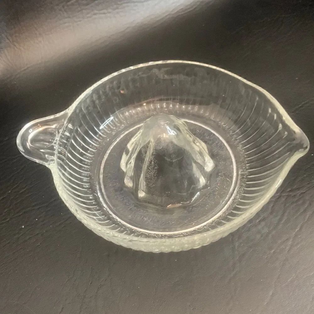 Juicer Reamer Citrus Vintage Farm House Clear Glass Ribbed Textured 8 In Long